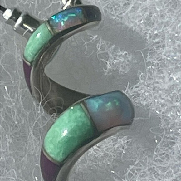 Vintage Navajo Swirl Earrings - Picture 13 of 15